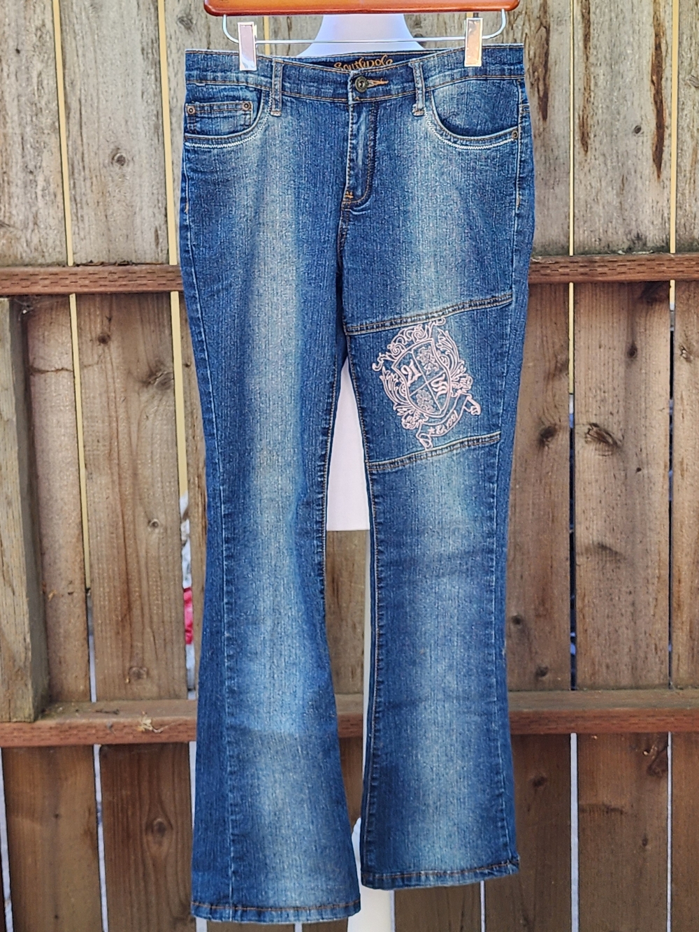 Southpole Vintage Y2K Flared Jeans Blue Denim Pink Embroidered Crest Size [5]